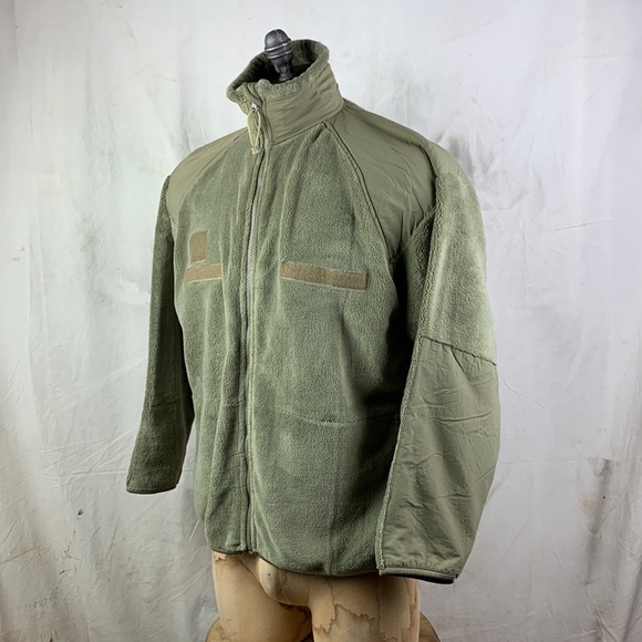 Army Gen III Coyote Fleece Jacket - Picture 2 of 8